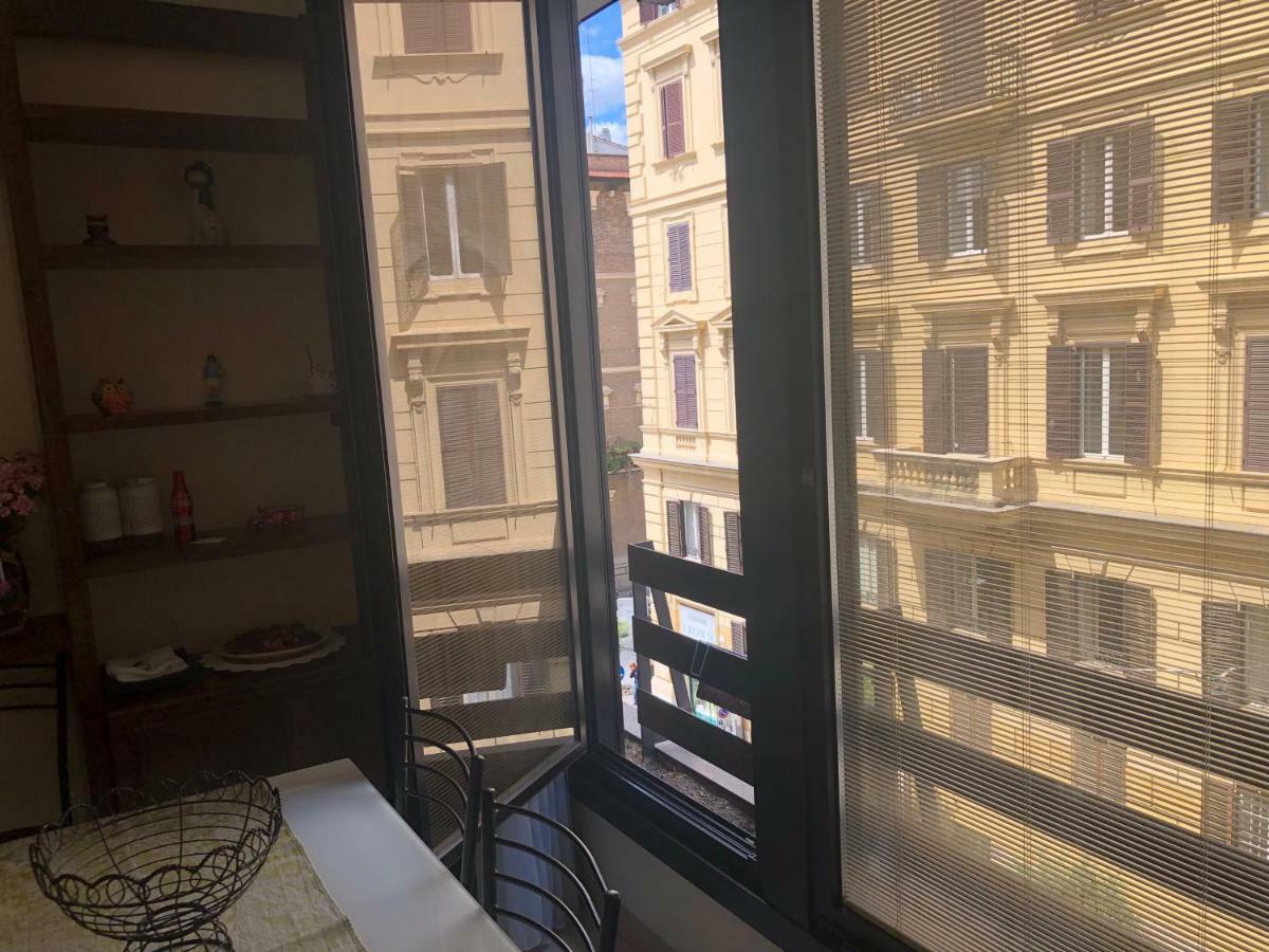 Visconti Apartment. Roma Exterior foto